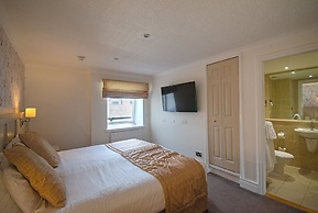 The Royal Victoria Hotel