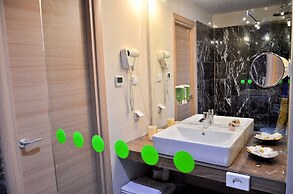 Capitolina City Chic Hotel