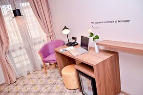 Capitolina City Chic Hotel