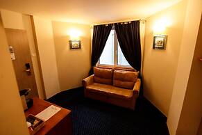 Best Western Plus Lido Hotel
