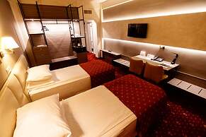Best Western Plus Lido Hotel
