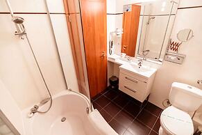 Best Western Plus Lido Hotel