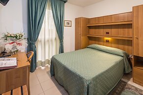 Roy Hotel