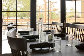 Delta Hotels by Marriott Guelph Conference Centre