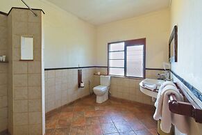 Muthu Keekorok Lodge, Maasai Mara, Narok