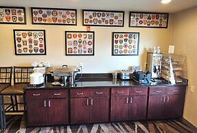 Cobblestone Inn & Suites - Clintonville