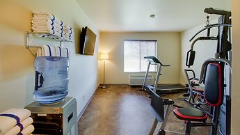 Cobblestone Inn & Suites - Clintonville