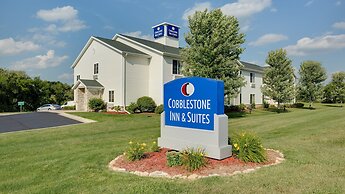 Cobblestone Inn & Suites - Clintonville