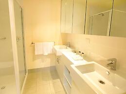 Oaks Melbourne on Lonsdale Suites