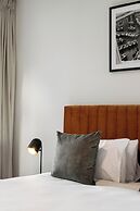 Urban Rest Melbourne (formerly Nolo Apts. Lonsdale St)