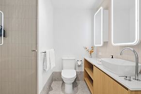 Urban Rest Melbourne (formerly Nolo Apts. Lonsdale St)