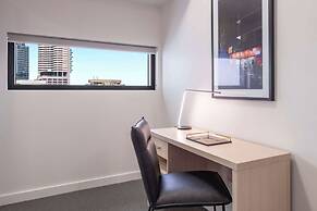 Oaks Brisbane on Charlotte Suites