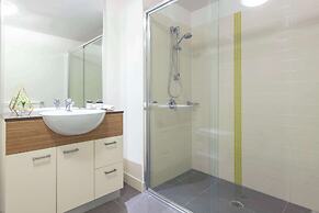 Oaks Brisbane on Charlotte Suites