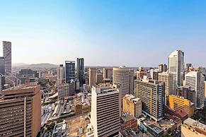 Oaks Brisbane on Charlotte Suites