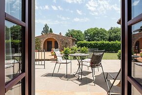 Hotel Casolare Le Terre Rosse