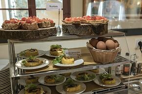Hotel Casolare Le Terre Rosse