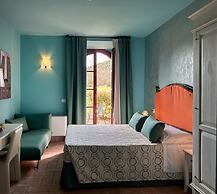Hotel Casolare Le Terre Rosse