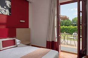 Hotel Casolare Le Terre Rosse
