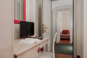 Hotel Casolare Le Terre Rosse