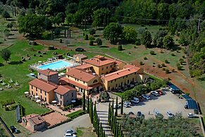 Hotel Casolare Le Terre Rosse