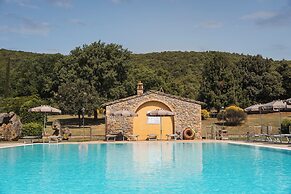 Hotel Casolare Le Terre Rosse