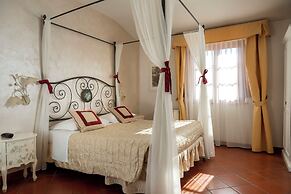 Hotel Casolare Le Terre Rosse
