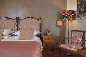 Hotel Casolare Le Terre Rosse