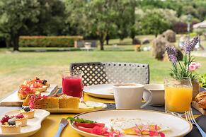 Hotel Casolare Le Terre Rosse