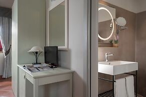 Hotel Casolare Le Terre Rosse