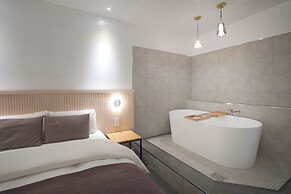 Incheon Airport Hotel Oceanside