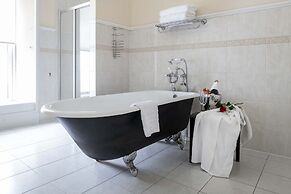 Skeabost House Hotel