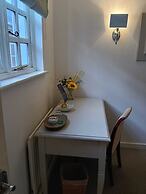 The Lugger Hotel