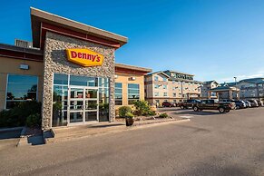 Sandman Hotel & Suites Winnipeg Airport