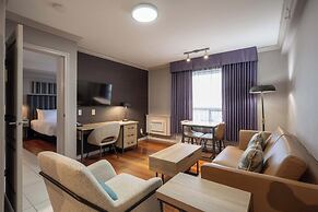 Sandman Hotel & Suites Winnipeg Airport