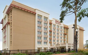 Drury Inn & Suites West Des Moines