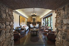 El Convento Boutique Hotel