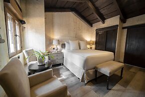 El Convento Boutique Hotel