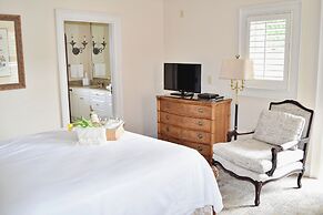 JH Adams Inn, Trademark Collection by Wyndham