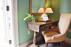 JH Adams Inn, Trademark Collection by Wyndham