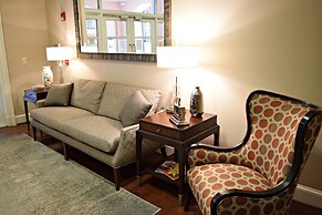 JH Adams Inn, Trademark Collection by Wyndham