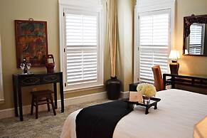 JH Adams Inn, Trademark Collection by Wyndham