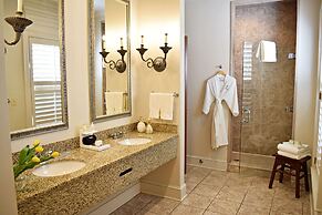 JH Adams Inn, Trademark Collection by Wyndham