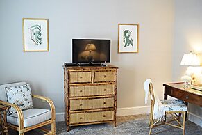 JH Adams Inn, Trademark Collection by Wyndham