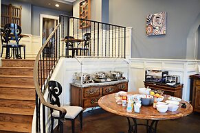 JH Adams Inn, Trademark Collection by Wyndham