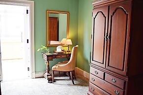 JH Adams Inn, Trademark Collection by Wyndham