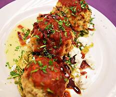 JH Adams Inn, Trademark Collection by Wyndham