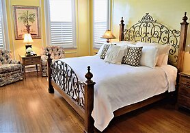 JH Adams Inn, Trademark Collection by Wyndham