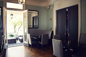 JH Adams Inn, Trademark Collection by Wyndham