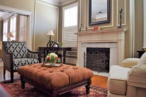 JH Adams Inn, Trademark Collection by Wyndham