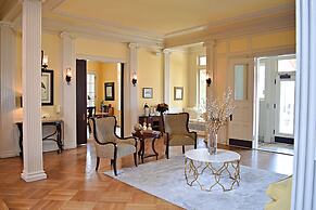 JH Adams Inn, Trademark Collection by Wyndham